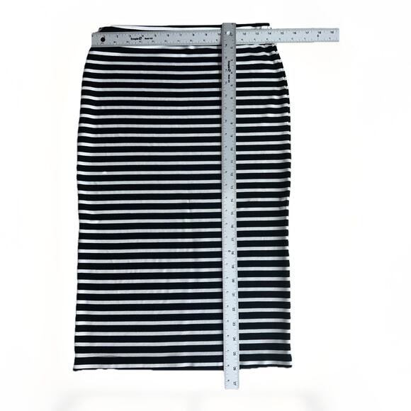 Black & White Stripe Pencil Skirt Medium / US 8 Stretch Knit Midi - Picture 5 of 5